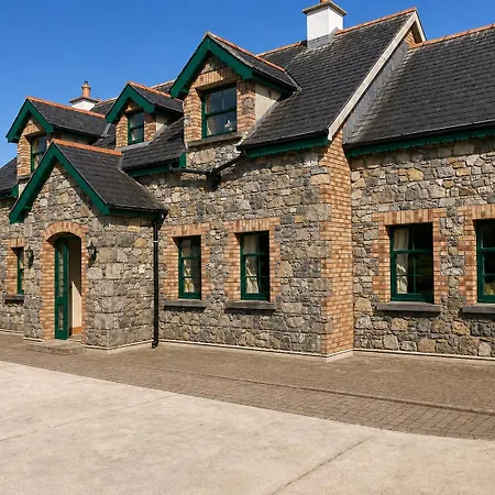 Luxury Stone In Westmeath בית נופש